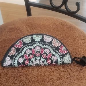 🌞 Small clutch beautiful designs!